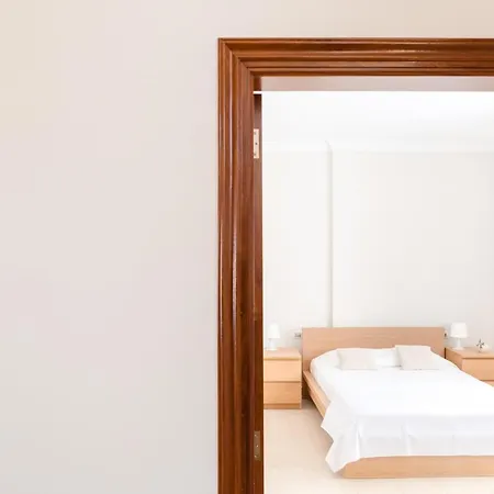 Modern With Private Pool And Mountain Views Villa