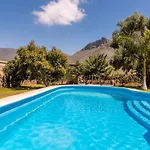 Modern With Private Pool And Mountain Views Villa