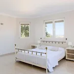 Modern With Private Pool And Mountain Views Villa *