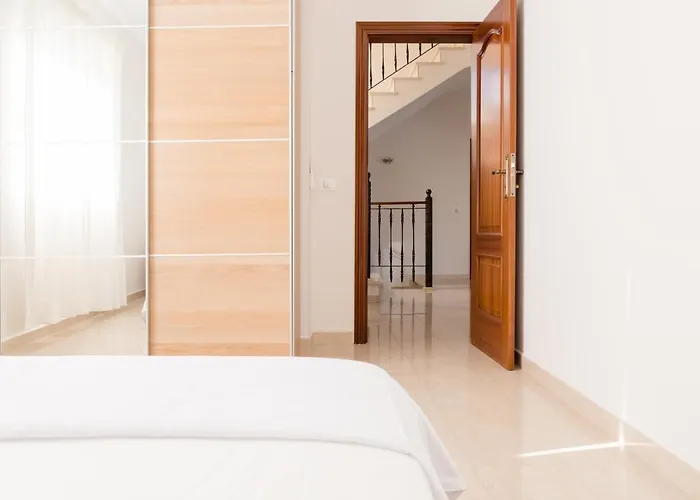 Modern With Private Pool And Mountain Views *