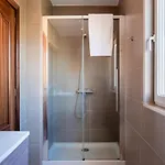 Modern With Private Pool And Mountain Views וילה ארונה