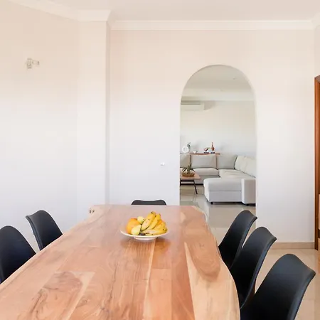 וילה Modern With Private Pool And Mountain Views ארונה