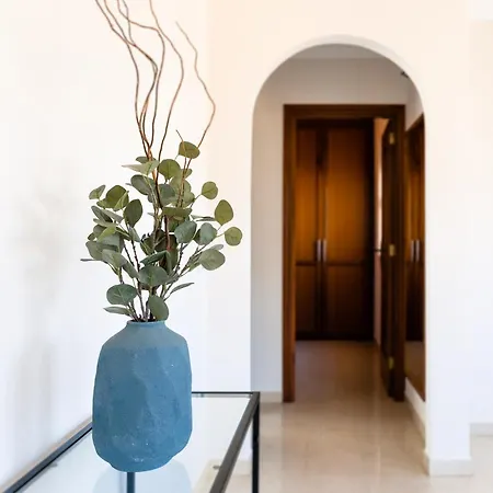 Modern With Private Pool And Mountain Views فيلة أرونا